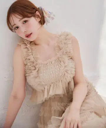 NICE CLAUP 튤 컬렉션 셔링 튤 비스체