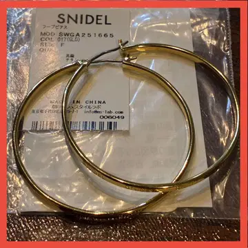 SNIDEL(스나이델)의 후프 귀걸이 골드