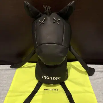몬지 말 모양 헤드 커버 검정