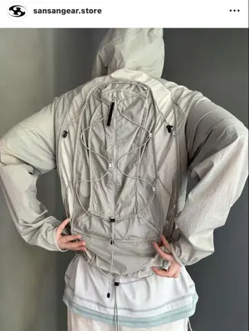 산산 기어 백팩 재킷