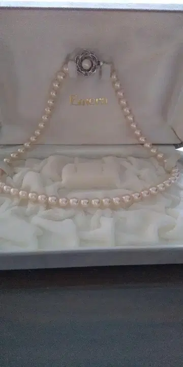 Emera 진주 목걸이