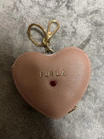 FURLA 하트 모양 코인 케이스 핑크