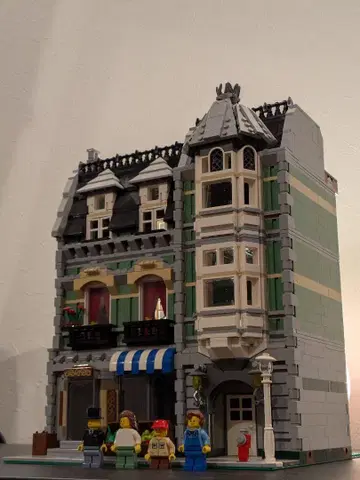LEGO 10185 Green Grocer