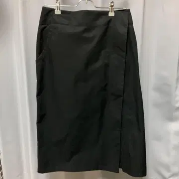 유니클로 플러스J 코튼 리 래핑 스커트 블랙