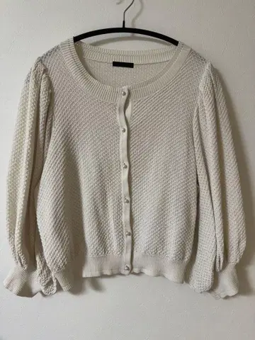 TO BE CHIC 카디건 사이즈 M