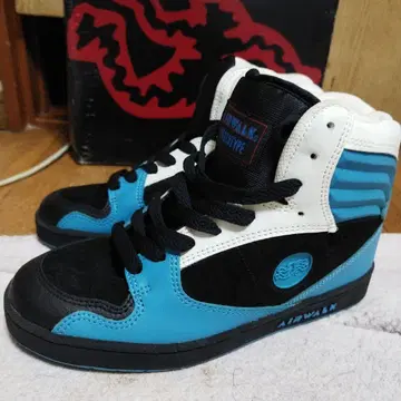 박스 포함 데드스탁 미사용 새상품 AIRWALK PROTOTYPE