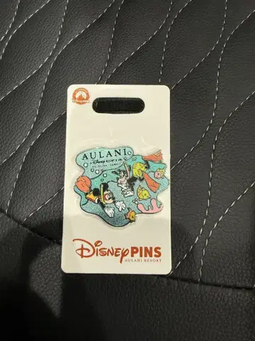 AULANI 디즈니 핀 배지