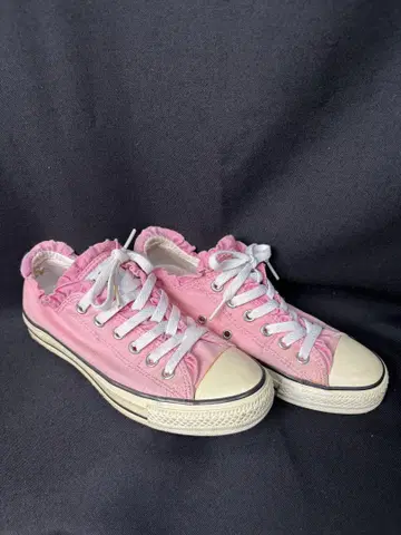 핑크 프릴 컨버스 스니커즈 23.5cm