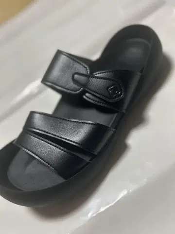 레게타 카누 블랙 샌들 M 사이즈 가죽