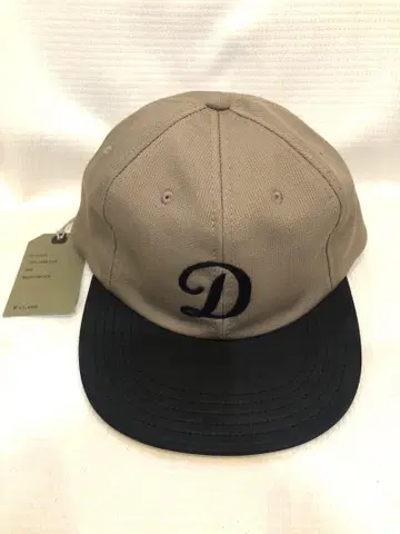 THE H.W. DOG&CO. TWO TONE CAP Beige/BLK