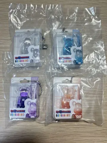 [ BE@RBRICK ] 베어브릭 4종 가챠가챠 캡슐 토이