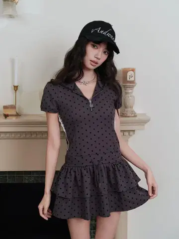 andwang 도트 프릴 미니 드레스