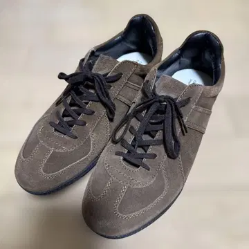GERMAN TRAINeR GLR 독일 트레이너 스웨이드 스니커즈