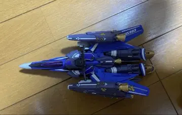 아오시마 ACKS V.F.G. VF-25G 슈퍼 메사이어 크란 크란