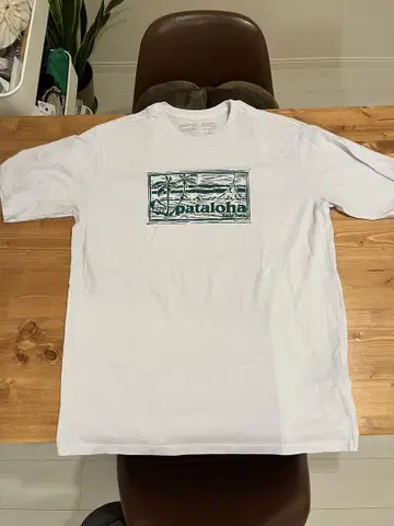 파타로하 T셔츠
