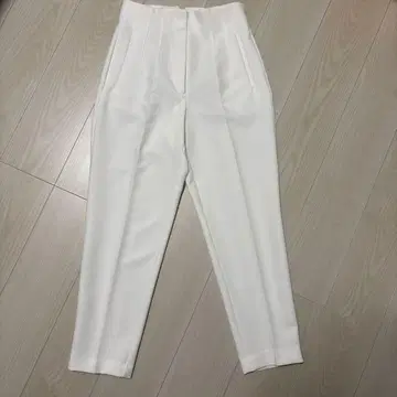 ZARA 하이웨스트 팬츠 화이트 슬랙스
