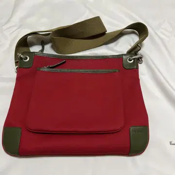 새상품급 Paul Smith 숄더백 레드/그린