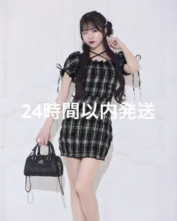 미셸 마카롱 셔링 체크 미니 원피스