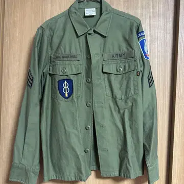 ALPHA INDUSTRIES 밀리터리 자켓