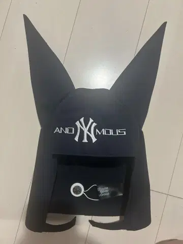 플레이보이 카르티 익명 클럽 오피움 HBA