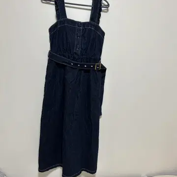 다크 데님 멜빵 원피스 프릴 스트랩