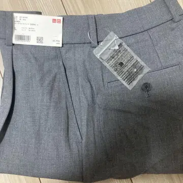 [새상품] UNIQLO 턱 와이드 팬츠/긴 기장