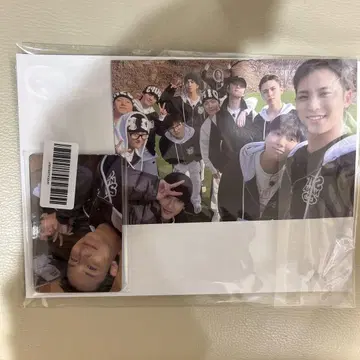 NANA bnb with SEVENTEEN GIFT