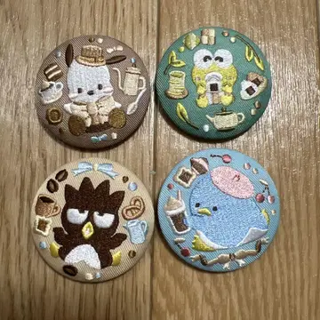 자수 캔 배지  산리오  포차코  케로피  타키시도 샘  바츠마루