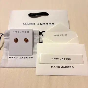 미사용 새상품 MARC JACOBS 귀걸이 (핑크 골드 계열)