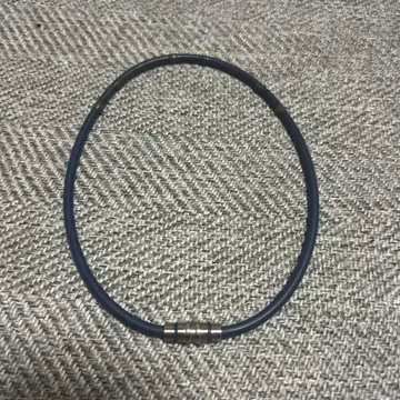 코란토테 목걸이 가격 인하 가능 (블루)