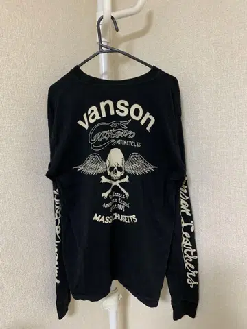 vanson 블랙 스컬 디자인 긴팔 티셔츠