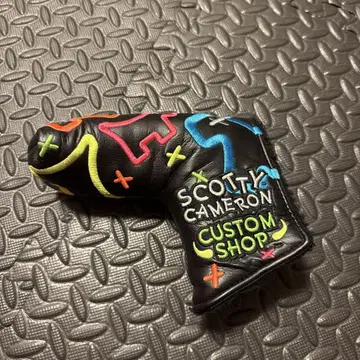SCOTTY CAMERON JUNK YARD DOG 골프헤드커버