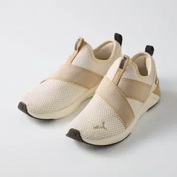 SOFTRIDE 할리 슬립온 스니커즈 25cm