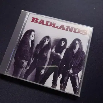 BADLANDS 배드랜즈