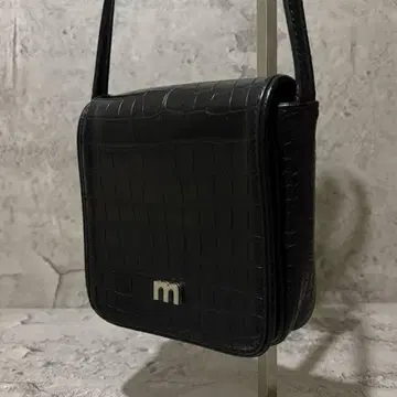 새상품급 M.P Studios 미니 숄더백 PU 가죽 블랙 악어 엠보싱