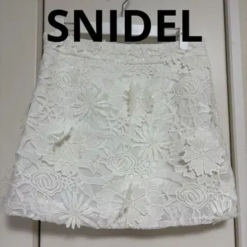 스나이델 snidel 3D 플라워 레이스 미니스커트 숏 팬츠