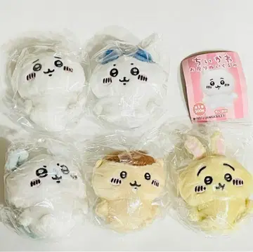 B-53 컴프 치카와 앉은 인형 전 5종 가챠 하치와레 토끼