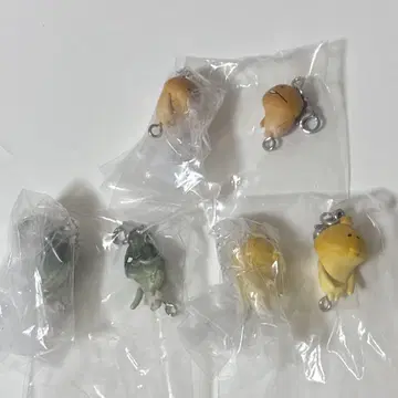 나메코를 집어 연결해서 마스코트 가챠 세트 판매