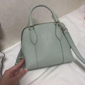 FURLA 민트 그린 숄더백