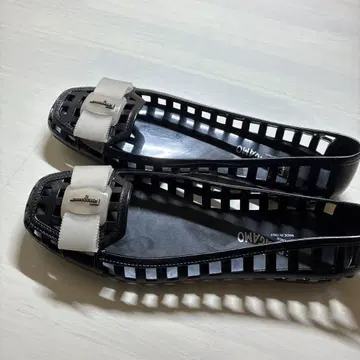 페라가모 러버 슈즈