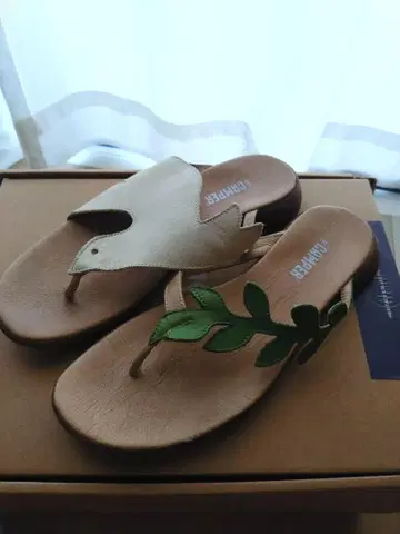 캠퍼 탭 샌들