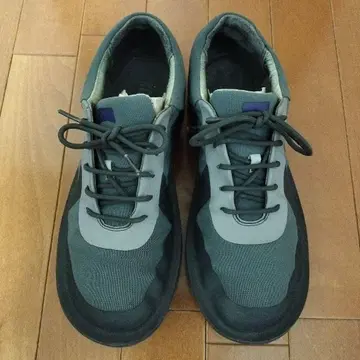 CAMPER 그레이 캐주얼 스니커즈 사이즈 42