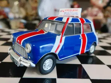 AUSTIN Mini 미니카 1967년 몬트리올 엑스포 특별 모델 IXO