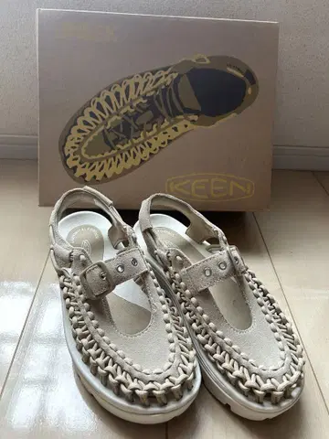KEEN UNEEK PLT MARY JANE