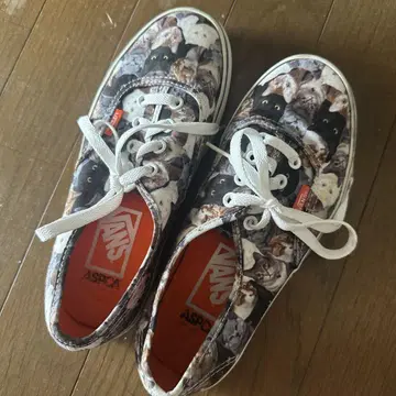 한정판 Vans 고양이 패턴 스니커즈