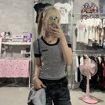 라코스테 보더 피치 T 스트라이프 티셔츠 반팔 로고 디자인