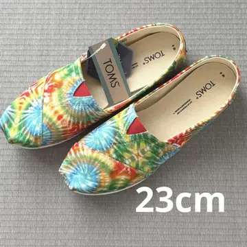 TOMS 컬러풀 타이다이 패턴 슬립온 23cm 새상품
