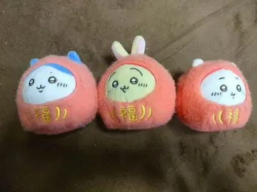 치이카와 달마가 되어버린 봉제 인형