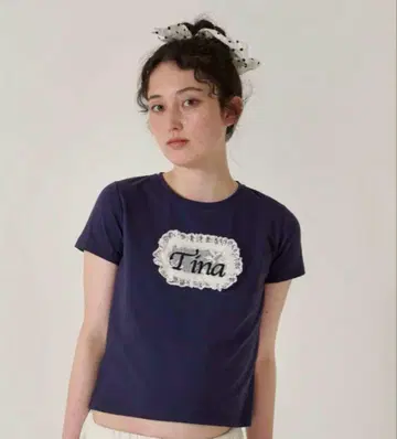 자수 컴팩트 티셔츠 TINA: JOJUN
