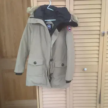 Canada Goose BRONT PARKA 베이지 다운 자켓 S